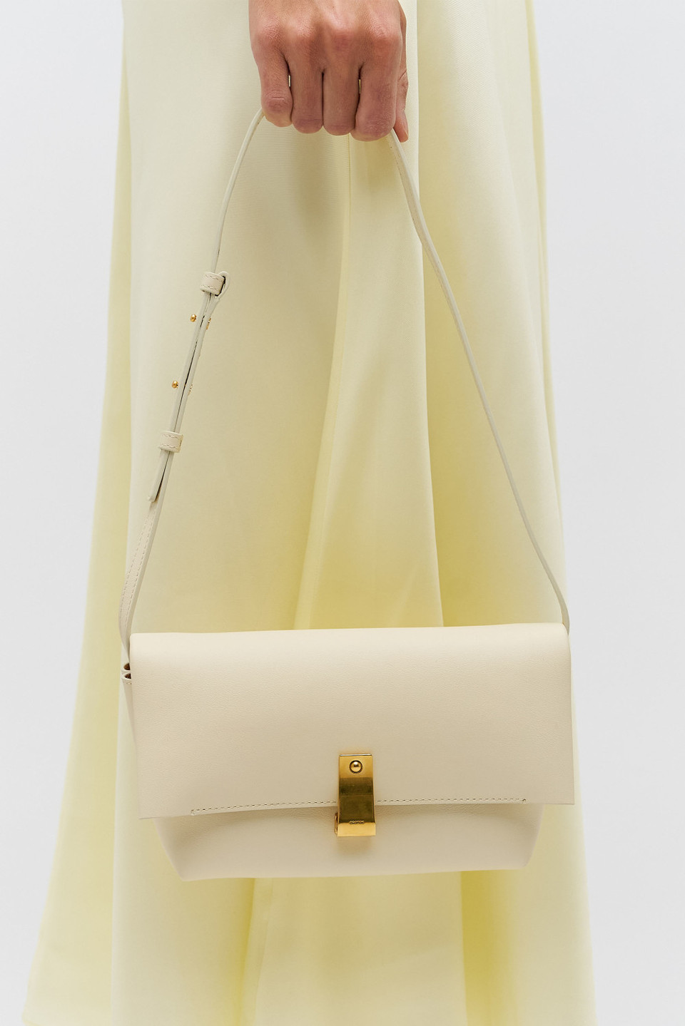 Etta Medium Clutch - Antique Cream