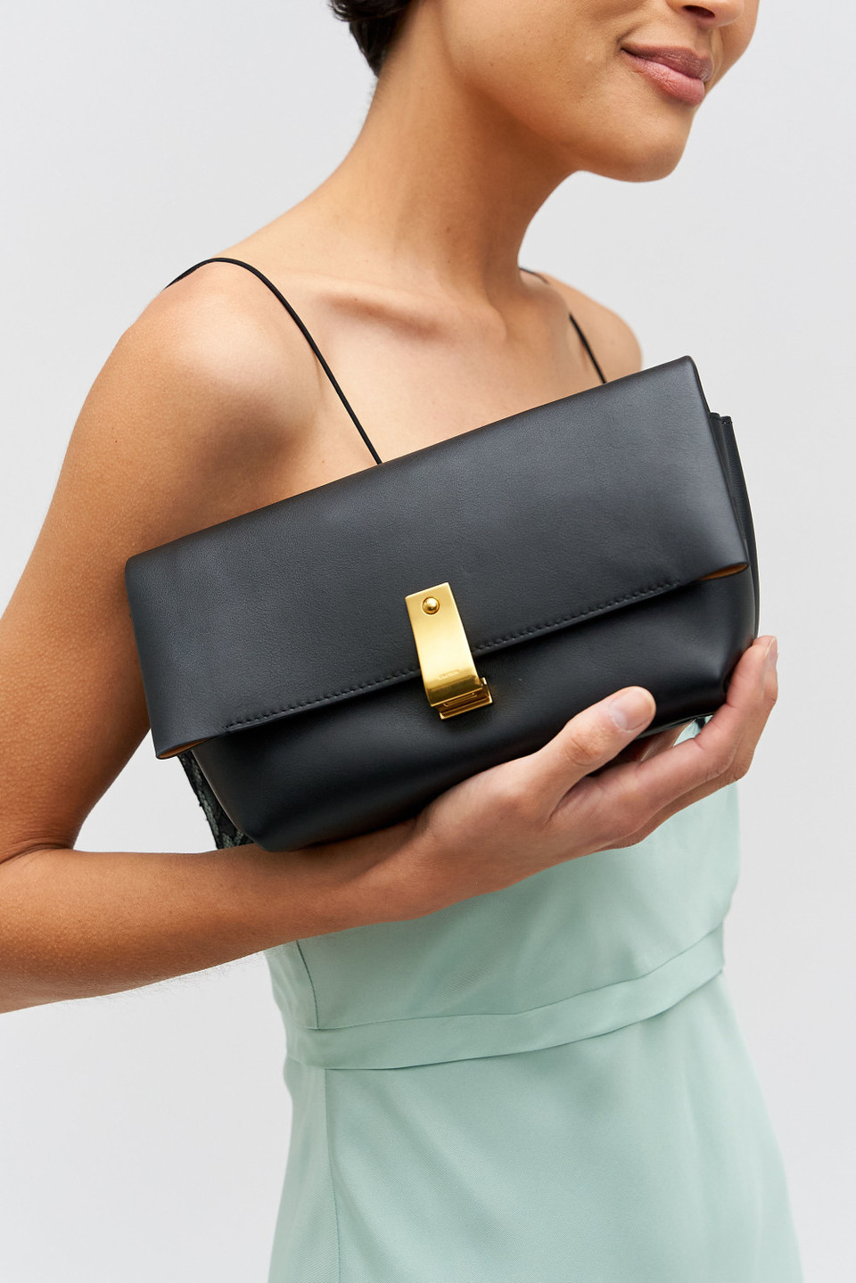 Etta Medium Clutch - Black