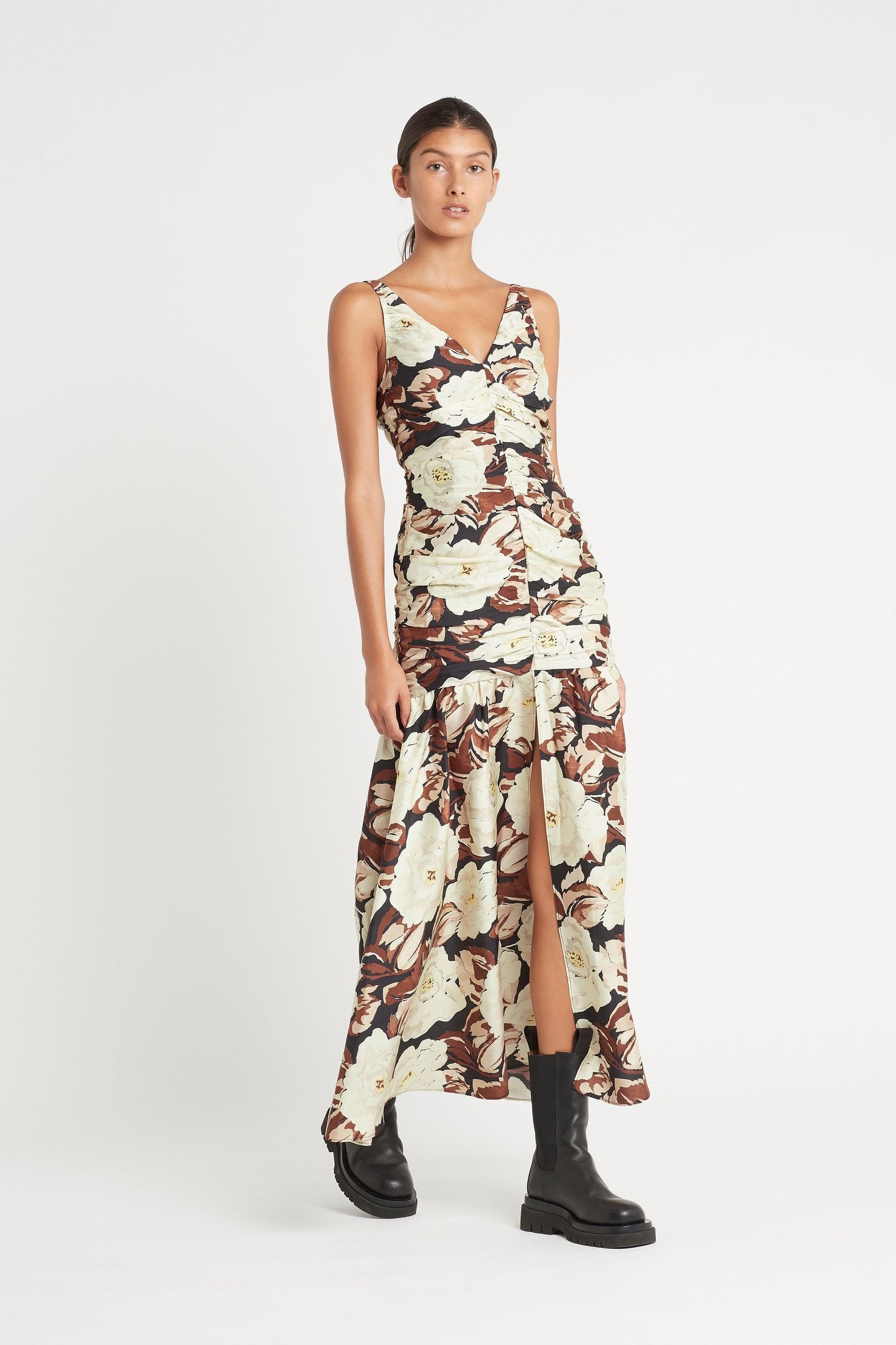 SIR - VIVIENNE GOWN - FLORAL (BYRON BAY) Full length view